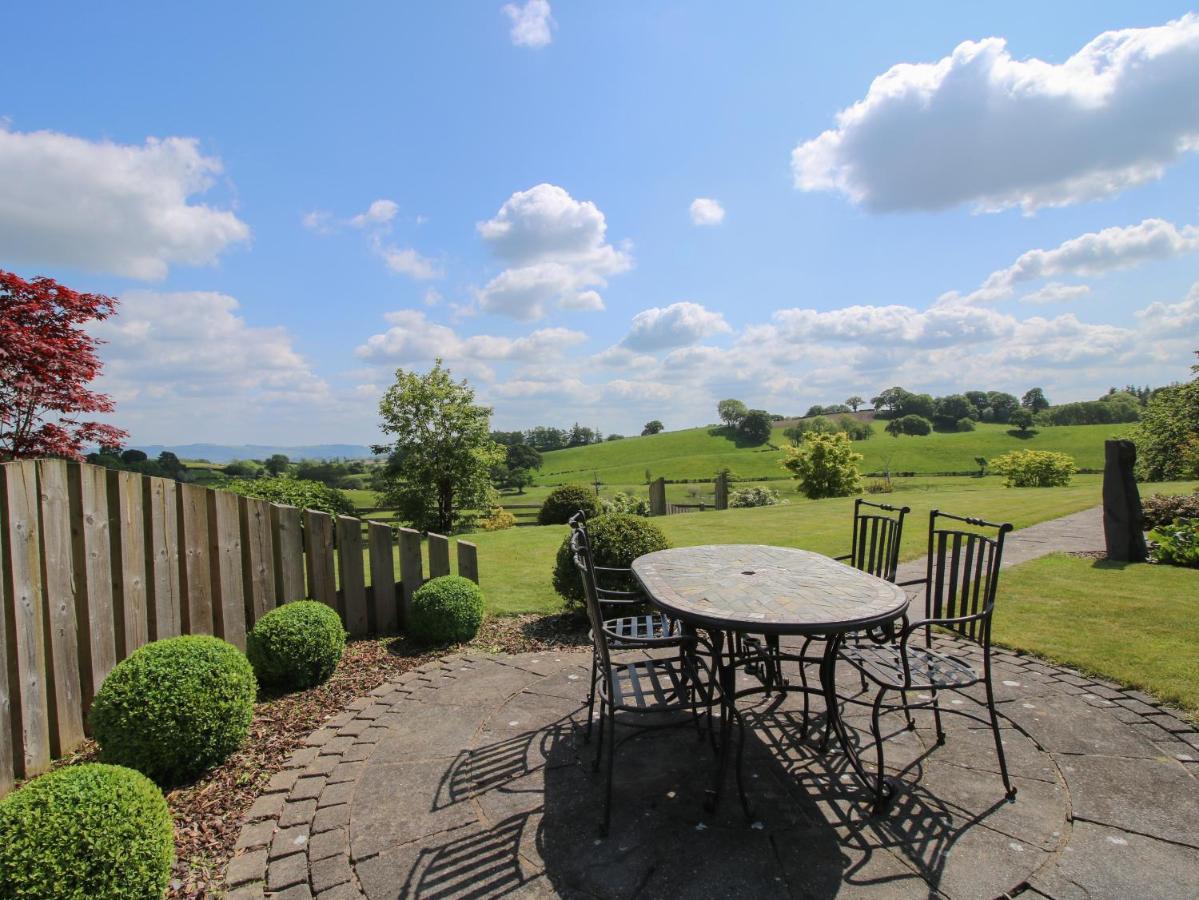 The Marshes Villa Welshpool Exterior photo